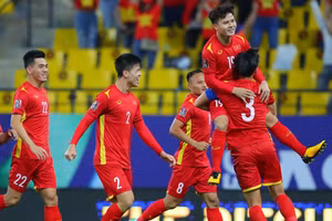 Tuyển Việt Nam được kỳ vọng sẽ vượt qua Thái Lan ở bán kết AFF Cup.