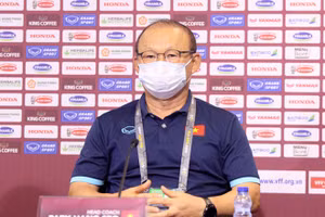 HLV Park Hang Seo không muốn cầu thủ chỉ nghĩ đến trận hòa với UAE.