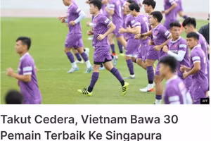 Đội tuyển Việt Nam có buổi tập đầu tiên tại Singapore.