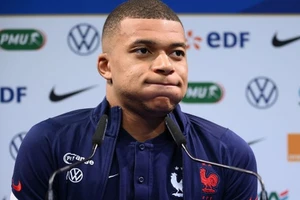 Kylian Mbappe chỉ cán đích thứ 9 ở giải thưởng Quả bóng vàng 2021.