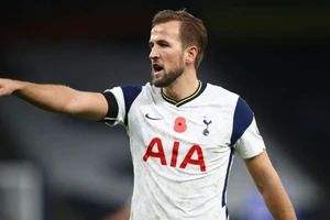 Harry Kane đang mắc kẹt tại Tottenham