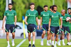 Saudi Arabia nguy cơ mất đội trưởng Salman Al-Faraj vì chấn thương.