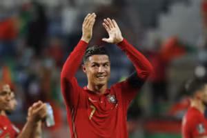 Ronaldo được mặc lại chiếc áo số 7 tại Man United.