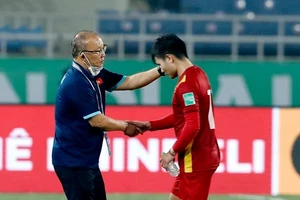 Tuyển Việt Nam chính thức trở thành cựu Vương của AFF Cup.