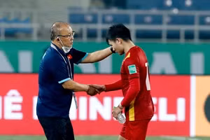 Tuyển Việt Nam chính thức trở thành cựu Vương của AFF Cup.