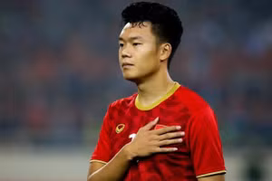 Thành Chung gặp chấn thương nặng sau trận gặp Australia.