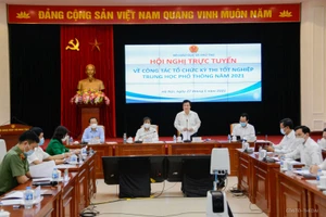 Hội nghị trực tuyến về công tác tổ chức thi tốt nghiệp THPT năm 2021 tại điểm cầu Bộ GD&ĐT. Ảnh: Thế Đại