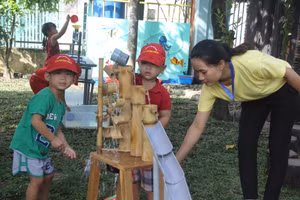 Trẻ mầm non tại TP.HCM trong giờ chơi. Ảnh minh hoạ 
