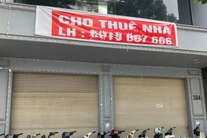 Đua nhau đóng cửa vì thu không đủ duy trì (Ảnh: D.A)