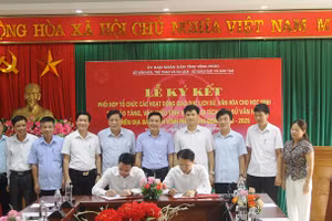 Quang cảnh lễ ký kết giữa Sở GD&ĐT và Sở VHTT&DL Vĩnh Phúc