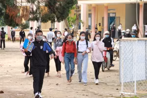 Thí sinh tại Đắk Lắk tham dự kỳ thi tốt nghiệp THPT đợt 1.