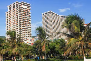 Một số dự án căn hộ du lịch trên địa bàn TP Quy Nhơn đang được triển khai xây dựng. (Ảnh: Trương Định)