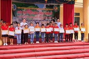 Tuyên Quang: Nhiều ý tưởng sáng tạo từ cuộc vẽ tranh vì môi trường xanh-sạch-đẹp