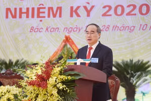 Đồng chí Nguyễn Thiện Nhân, Ủy viên Bộ Chính trị, Trưởng đoàn Đại biểu Quốc hội TP Hồ Chí Minh phát biểu chỉ đạo tại Đại hội