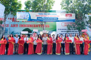 Ra mắt Trung tâm tiêm chủng thuộc Bệnh viện Đại học Nam Cần Thơ 