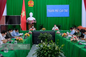 Quang cảnh cuộc họp