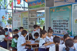 Thư viện xanh của các em học sinh vùng biên.