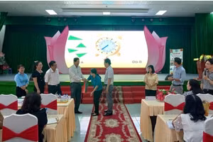 Đại biểu thực hành tại Hội nghị tập huấn