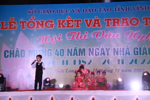 Tiết mục công diễn tại buổi lễ tổng kết.