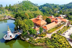 Khu du lịch tâm linh Núi Cấm (An Giang)