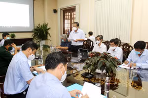 Ban chỉ đạo phòng chống dịch Covid-19 tỉnh Đồng Tháp họp khẩn.