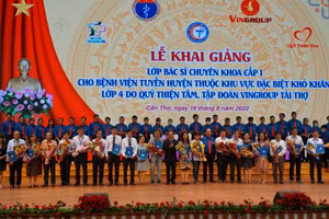 Khai giảng lớp bác sĩ chuyên khoa cấp I thuộc Dự án thí điểm bác sĩ trẻ tình nguyện về vùng khó khăn.