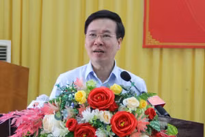 Ông Võ Văn Thưởng - Ủy viên Bộ Chính trị, Thường trực Ban Bí thư trả lời ý kiến của cử tri huyện Hòa Vang (TP Đà Nẵng). 