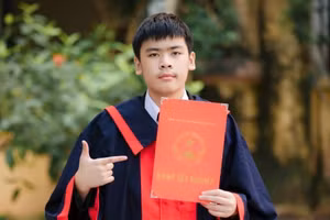 Đỗ Hoàng Minh, học sinh lớp 9A1 Trường THCS Giáp Bát, Hoàng Mai (Hà Nội). 