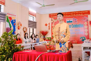 Học sinh Nam Định trong một tiết học kết nối xuyên biên giới với trường bạn ở Ấn Độ và Nepal. Ảnh minh họa: Khôi Nguyên