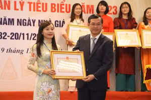 Các nhà giáo tiêu biểu được tuyên dương, khen thưởng dịp kỷ niệm 41 năm ngày Nhà giáo Việt Nam năm 2023.