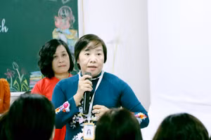 Nhà giáo Đoàn Thị Thanh Hương, Hiệu trưởng Trường THCS Tây Mỗ, quận Nam Từ Liêm (Hà Nội). Ảnh: Đình Tuệ.