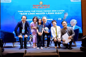 Sự kiện "Thắp lửa cùng tiến lên" hàng năm luôn được đông đảo cán bộ quản lý giáo dục quan tâm, đón chờ và tham gia. 