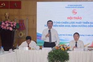 Thứ trưởng Nguyễn Văn Phúc phát biểu tại hội thảo.