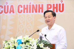 Phó Thủ tướng Chính phủ Lê Minh Khái phát biểu chỉ đạo tại Hội nghị