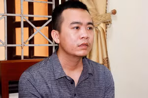 Đối tượng Đậu Đức Bằng tại cơ quan điều tra.