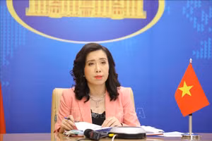  Người Phát ngôn Bộ Ngoại giao Lê Thị Thu Hằng trả lời các câu hỏi của phóng viên. Ảnh: Nguyễn Điệp/TTXVN