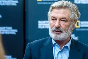 Vụ tài tử Alec Baldwin bắn chết nữ đạo diễn ở phim trường đang là chủ đề được quan tâm nhất Hollywood hiện nay.
