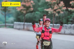 Người phụ nữ 70 tuổi hoàn thành hơn 100 cuộc thi Marathon