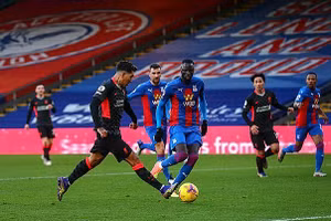 Liverpool, Man City trọn niềm vui, Arsenal lún sâu khủng hoảng