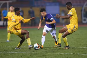 Nam Định đấu Hà Nội "mở hàng" V-League 2021: Thiên Trường dậy sóng