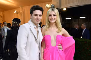 Những cặp đôi quyền lực tại thảm đỏ Hollywood