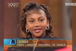 Cô gái có tên gọi chứa 1.019 ký tự, giấy khai sinh dài hơn nửa mét