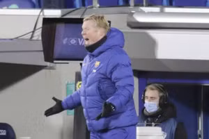 Ronald Koeman lạc quan trong cuộc đua vô địch La Liga của Barcelona.