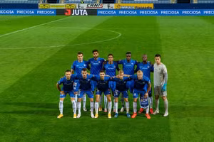 Thủ thành Filip Nguyễn bắt chính trận đấu thuộc vòng play-off Europa League rạng sáng 2/10.