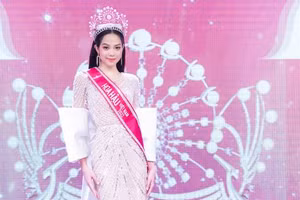 Ban giám khảo nêu lý do chọn Huỳnh Thị Thanh Thủy là Hoa hậu Việt Nam 2022