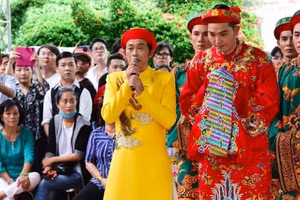 Hoài Linh “kín tiếng” trước ngày Giỗ tổ sân khấu