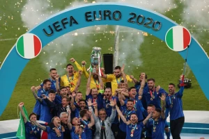 Italia vô địch EURO 2020, loạt sao Việt "vừa Ý"