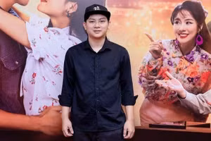 Hoài Lâm gây chú ý với thần sắc khác lạ 