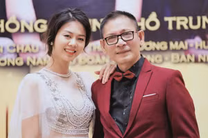 Huệ Thương hạnh phúc khi được hoà giọng cùng NSƯT Đức Long