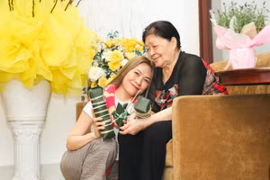 Dàn sao Việt tất bật khăn gói về quê ăn Tết